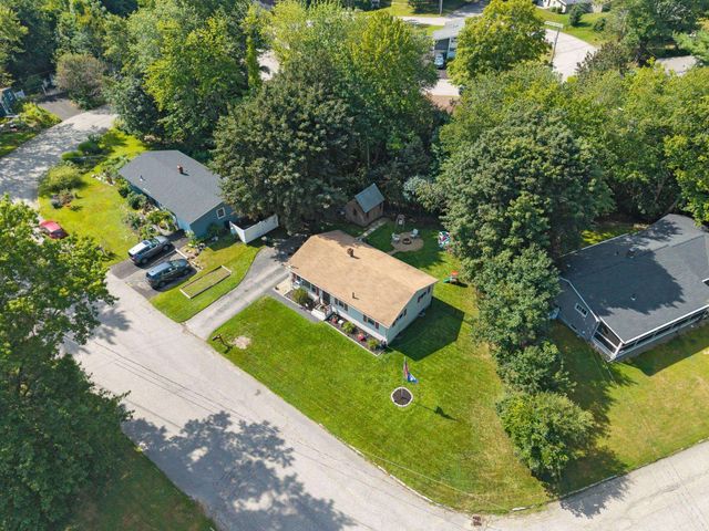 2 Hemlock Circle, Dover, NH 03820