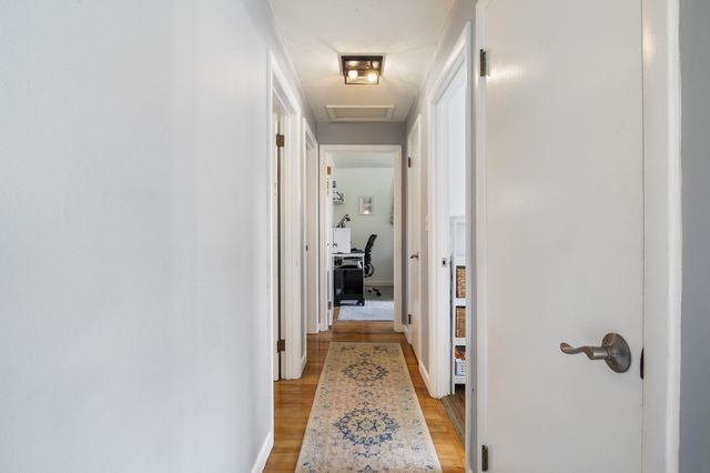 2 Hemlock Circle, Dover, NH 03820