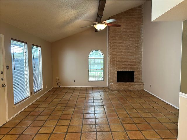 4032 Ogrady Dr, Corpus Christi, TX 78413