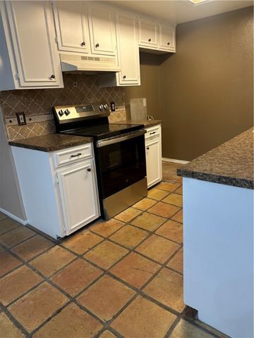 4032 Ogrady Dr, Corpus Christi, TX 78413