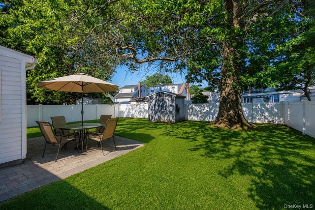 2355 Penatiquit Avenue, Seaford, NY 11783