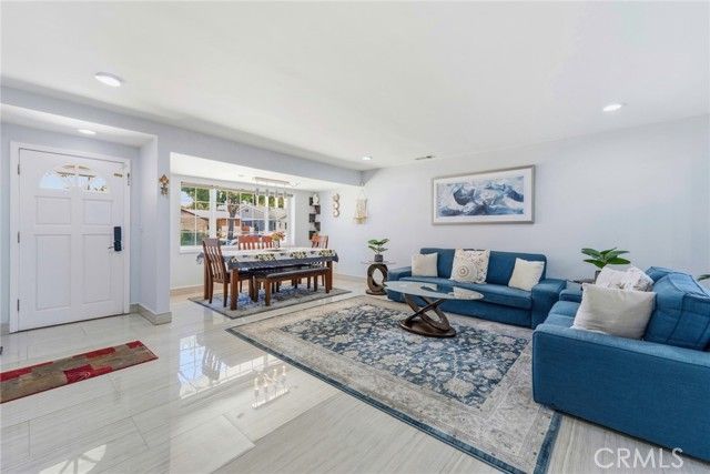 9546 Cecilia, Downey, CA 90241