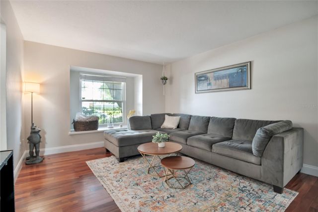 5307 JADE CIRCLE, Orlando, FL 32812