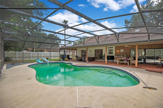 5307 JADE CIRCLE, Orlando, FL 32812
