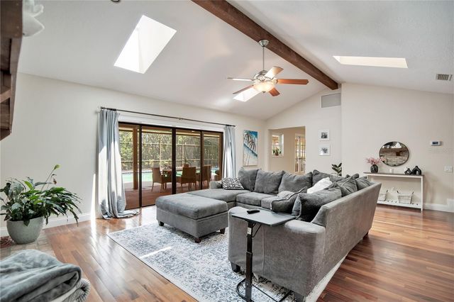 5307 JADE CIRCLE, Orlando, FL 32812