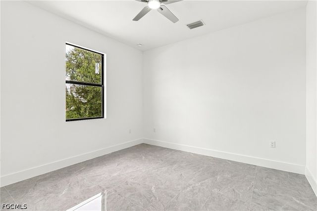 3900 25th ST SW, Lehigh Acres, FL 33976