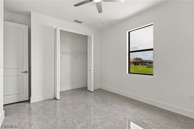 3900 25th ST SW, Lehigh Acres, FL 33976