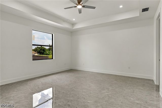 3900 25th ST SW, Lehigh Acres, FL 33976