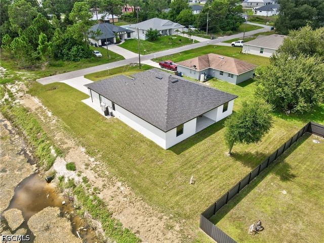 3900 25th ST SW, Lehigh Acres, FL 33976