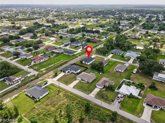 3900 25th ST SW, Lehigh Acres, FL 33976