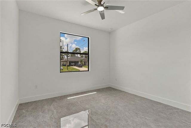 3900 25th ST SW, Lehigh Acres, FL 33976