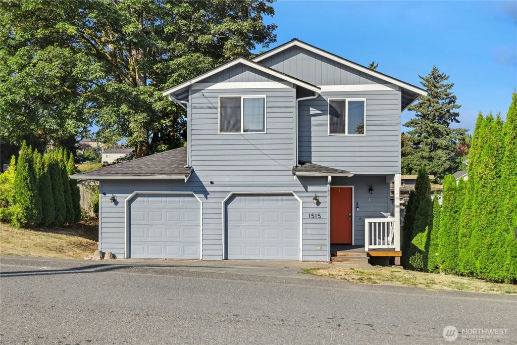 1515 Pennsylvania Avenue, Bremerton, WA 98337