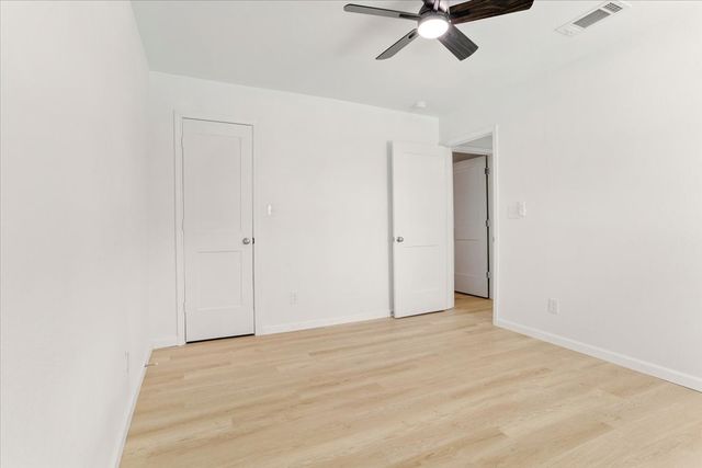 408 N Gowdy Street, Whitewright, TX 75491