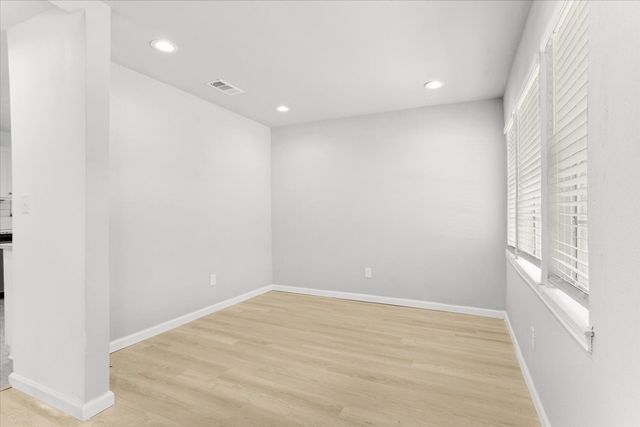 408 N Gowdy Street, Whitewright, TX 75491
