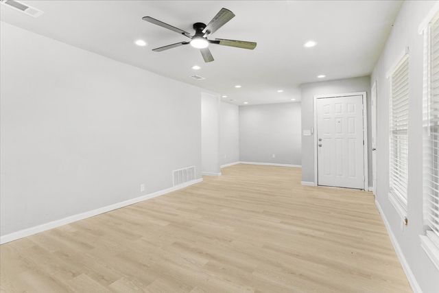 408 N Gowdy Street, Whitewright, TX 75491