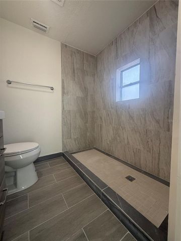 8315 N 14TH STREET, Tampa, FL 33604