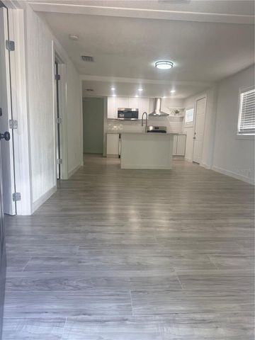 8315 N 14TH STREET, Tampa, FL 33604