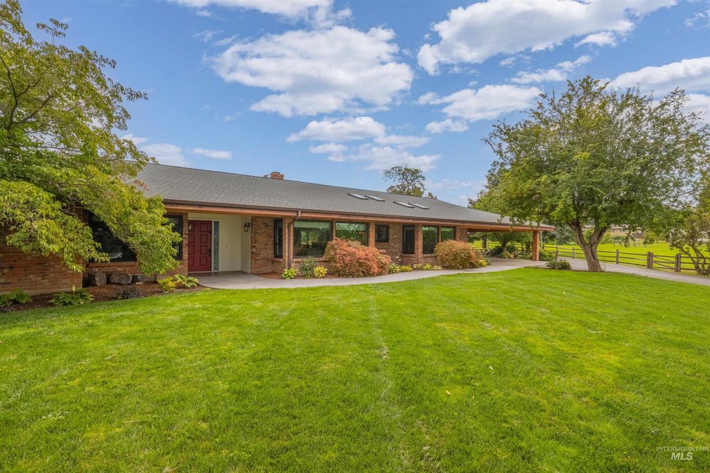3211 4th Street, Lewiston, ID 83501