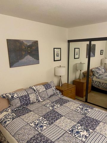 2820 N Arcadia Court 111, Palm Springs, CA 92262