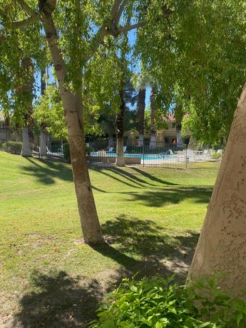 2820 N Arcadia Court 111, Palm Springs, CA 92262