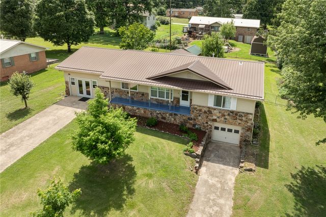 106 Cardinal Street, Harrison, AR 72601