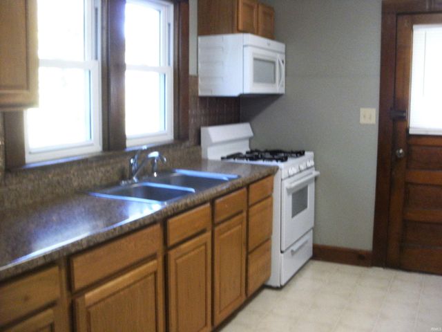 8581 S Old state Road 37 Road, Bloomington, IN 47403