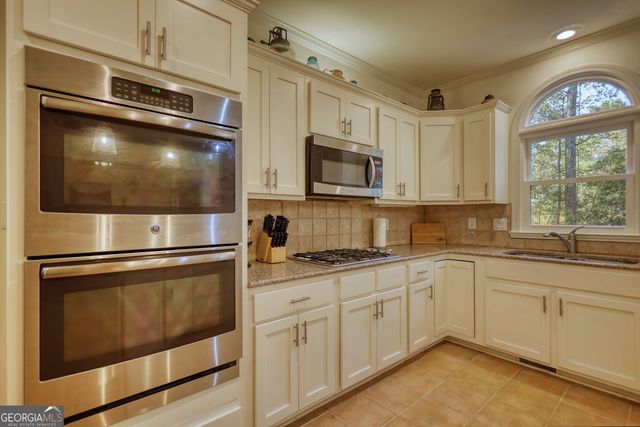 270 Highview Trace, Fayetteville, GA 30215