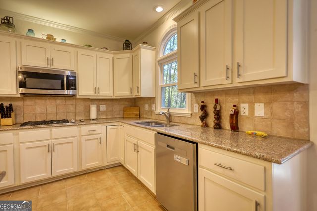 270 Highview Trace, Fayetteville, GA 30215