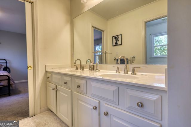 270 Highview Trace, Fayetteville, GA 30215