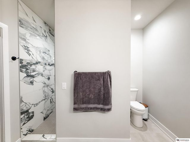 7900 Ponce Drive, Lincoln, NE 68516