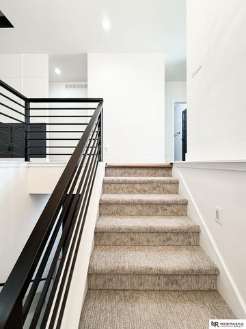 7900 Ponce Drive, Lincoln, NE 68516