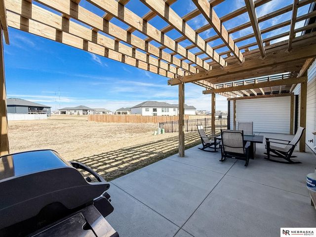 7900 Ponce Drive, Lincoln, NE 68516