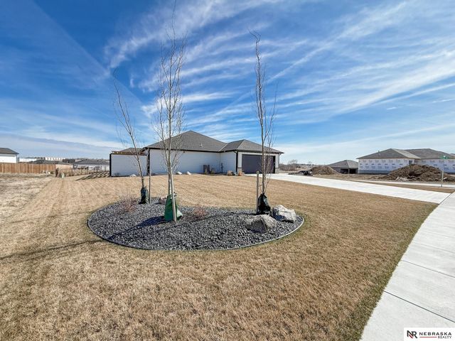 7900 Ponce Drive, Lincoln, NE 68516