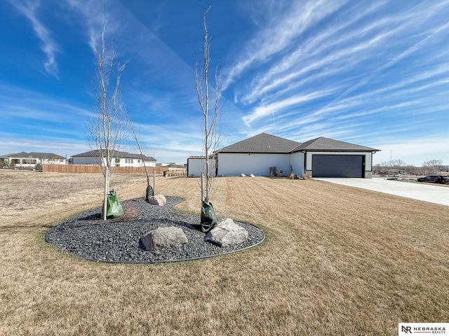 7900 Ponce Drive, Lincoln, NE 68516