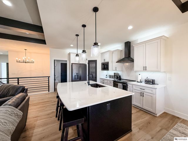 7900 Ponce Drive, Lincoln, NE 68516