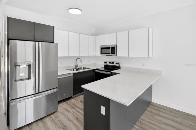 1611 NW 29TH ROAD 3, Gainesville, FL 32605