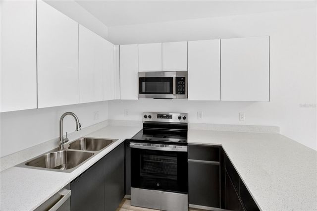 1611 NW 29TH ROAD 3, Gainesville, FL 32605