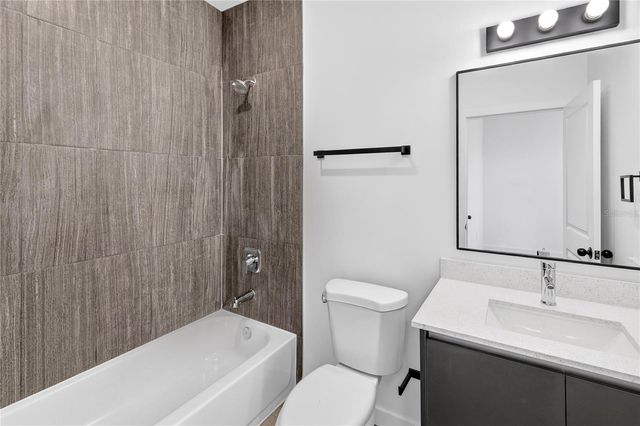 1611 NW 29TH ROAD 3, Gainesville, FL 32605