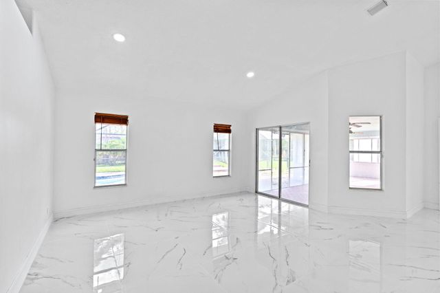 17645 N 77th Ln Lane N, The Acreage, FL 33470