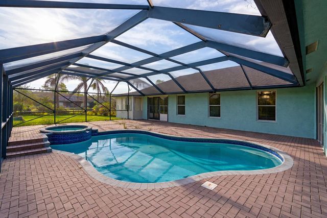 17645 N 77th Ln Lane N, The Acreage, FL 33470