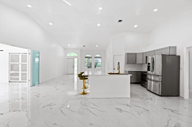 17645 N 77th Ln Lane N, The Acreage, FL 33470