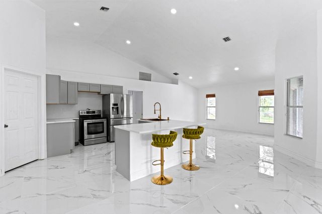 17645 N 77th Ln Lane N, The Acreage, FL 33470