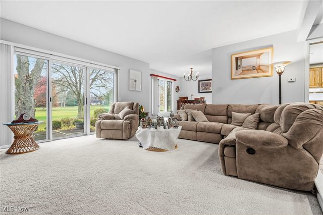 2111 Prestwick Drive 3A, Uniontown, OH 44685