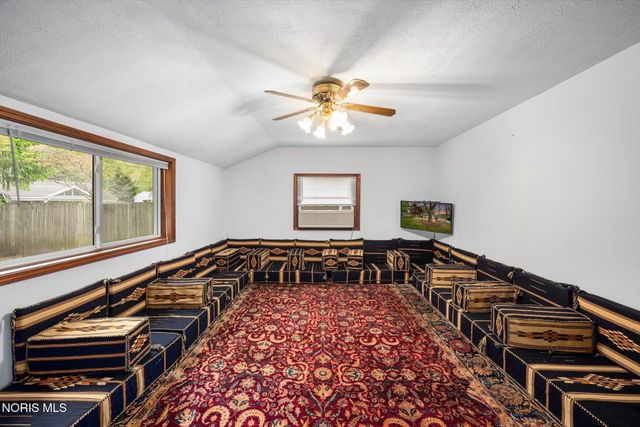 3658 Lauderdale Drive, Toledo, OH 43615