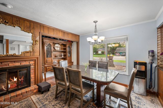3658 Lauderdale Drive, Toledo, OH 43615