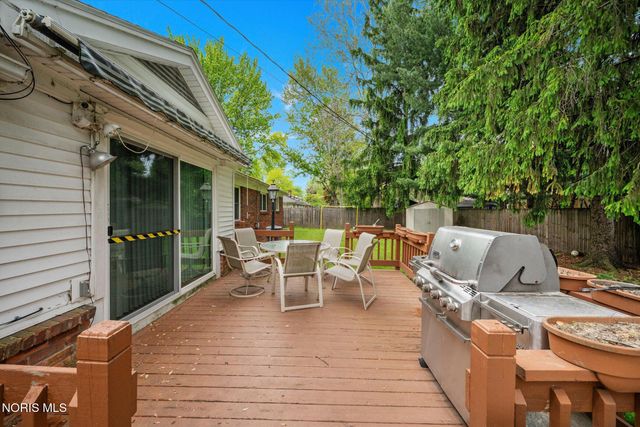 3658 Lauderdale Drive, Toledo, OH 43615