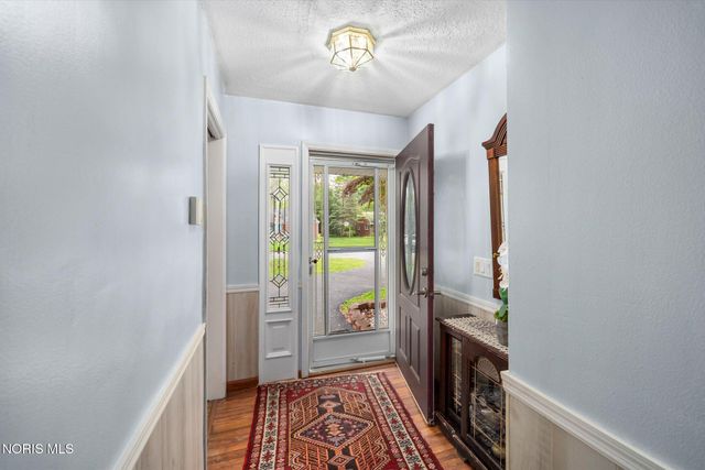 3658 Lauderdale Drive, Toledo, OH 43615