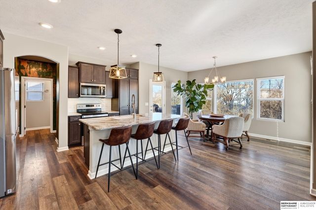 9561 S 183rd Avenue, Omaha, NE 68136