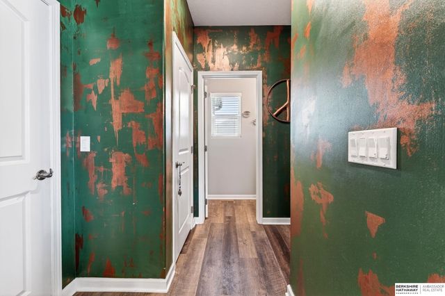 9561 S 183rd Avenue, Omaha, NE 68136