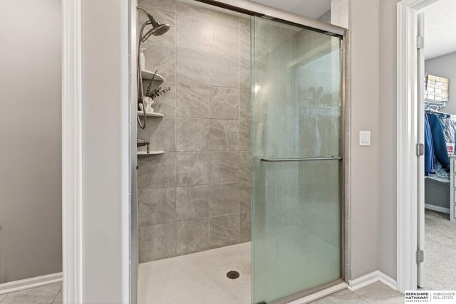 9561 S 183rd Avenue, Omaha, NE 68136